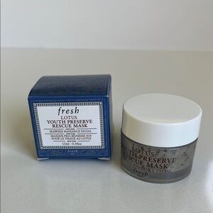 Fresh Lotus rescue mask travel size